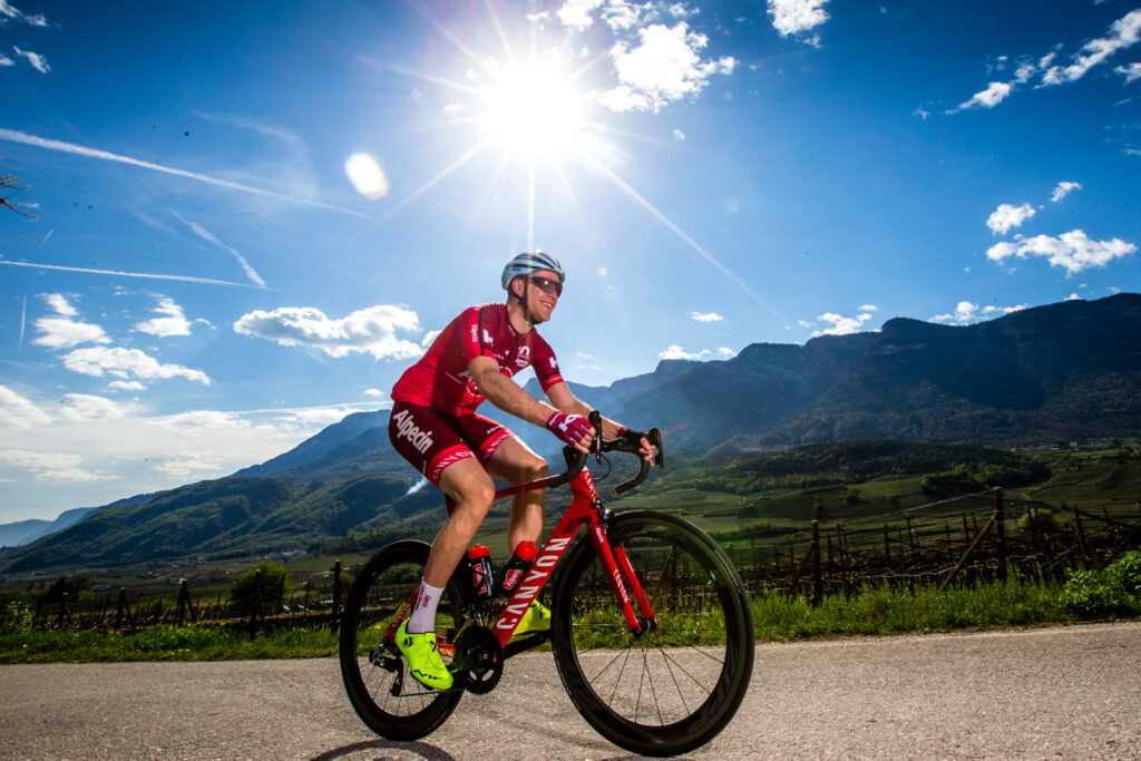 Ciclistas a los que les falta un verano