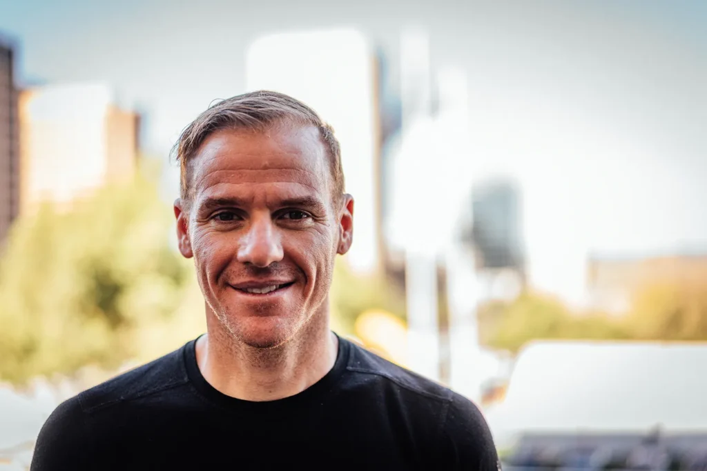 Adam Hansen y los peligros del ‘ciclismo burbuja’