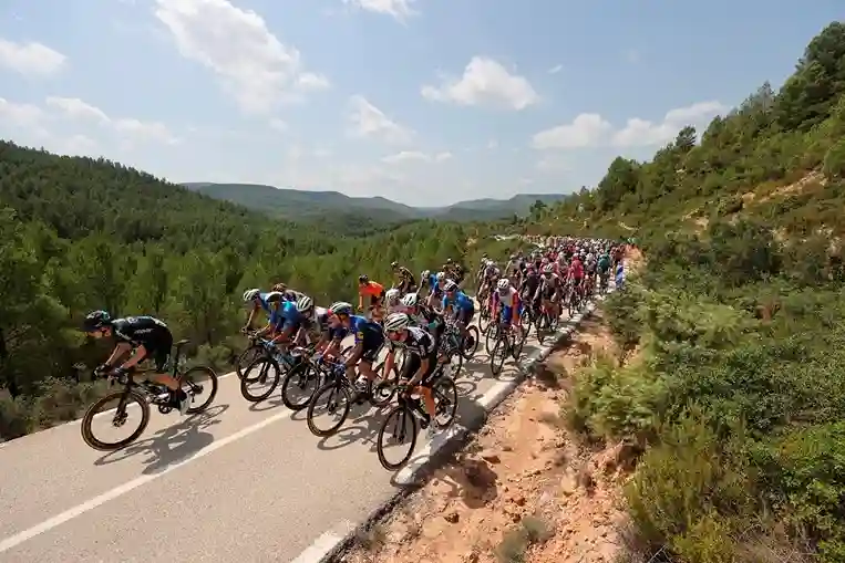 Los Alpes del sur: los 10 mejores puertos de Andalucía Oriental