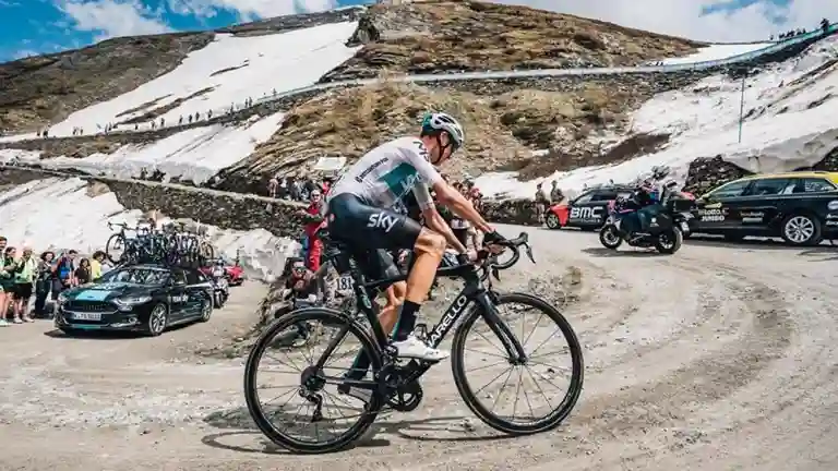 Entrevista a Chris Froome: «Sin Portal, no hubiese conseguido lo de Finestre»