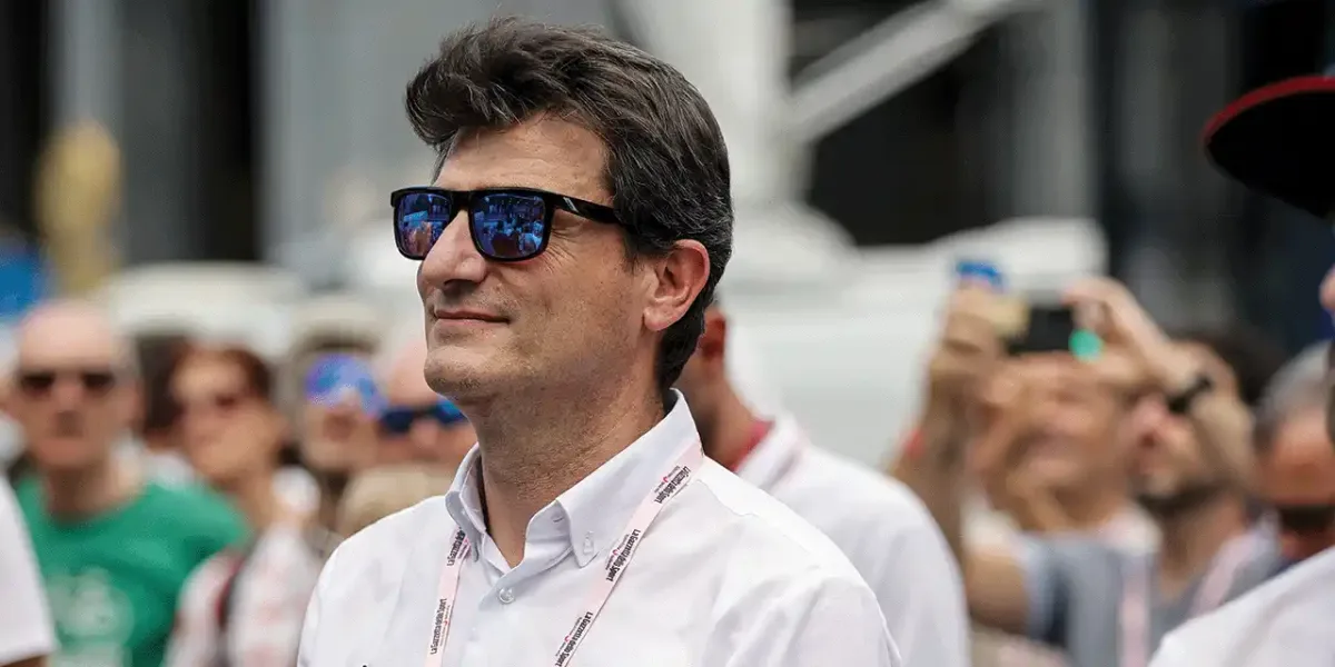 Luca Guercilena, la pose de equilibrio del Giro